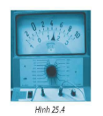 Cường độ dòng điện đo được trong ampe kế ở Hình 25,4 là