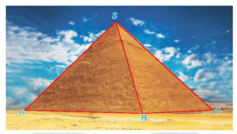 Kim tự tháp Cheops là kim tự tháp lớn nhất trong các kim tự tháp ở Ai Cập, được xây dựng vào thế kỉ thứ 26 trước Công nguyên và là một trong bảy kì quan của thế giới cổ đại. K